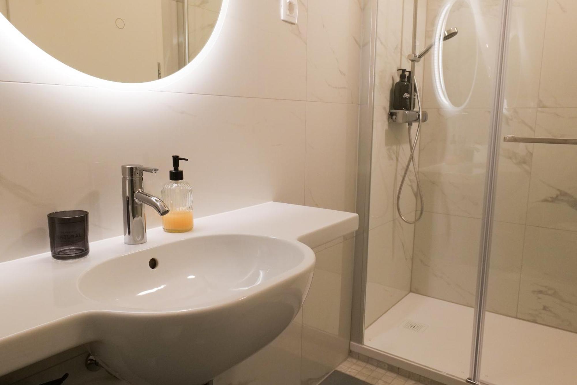 Appartement Riverside Mescanka